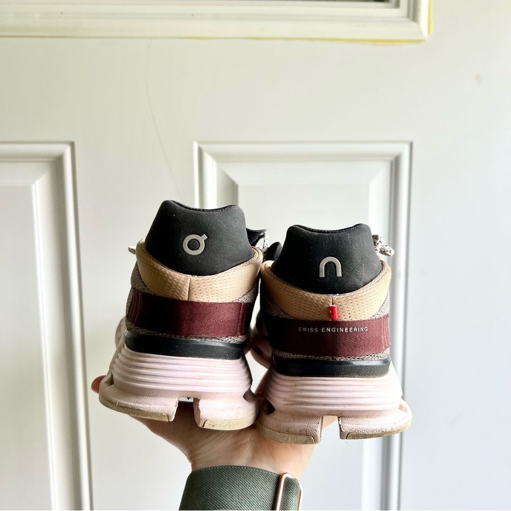 On Cloud Cloudnova 2 CloudTecLifestyle Sneaker in… - image 11